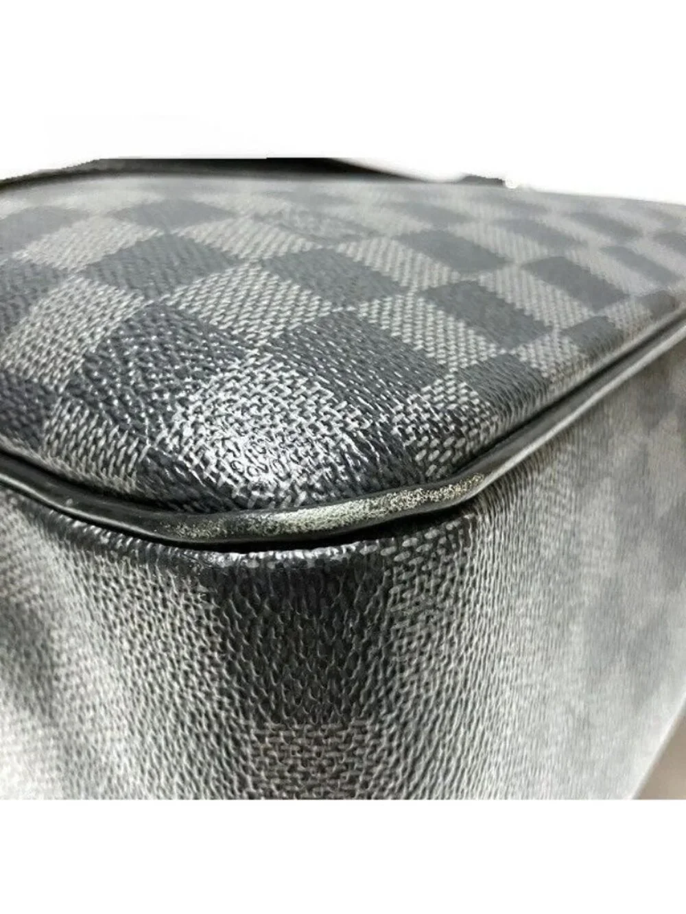 Louis Vuitton Damier Graphite Yong Business Briefcase